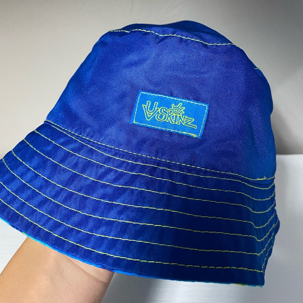 Kids Reversible Bucket Hat 🧢
